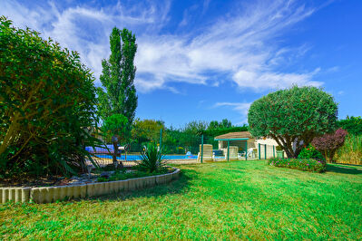 Sud de Toulouse- Grande maison 5 chambres avec piscine, pool house , dependance et parc arbore