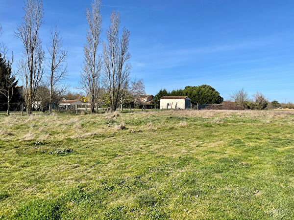 A VENDRE - LHERM - Terrrain viabilise de 772 m2