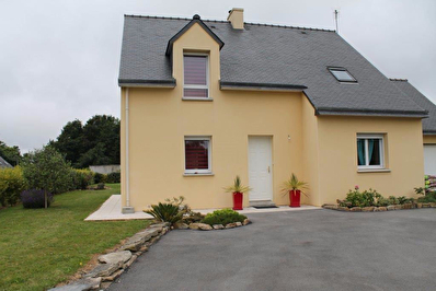 Maison recente LE GUERNO