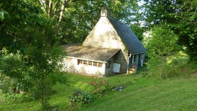Charmante maison en pierres sur 2 909m2 de terrain !