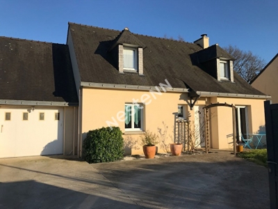 Contemporaine de 2008 en parfait etat !