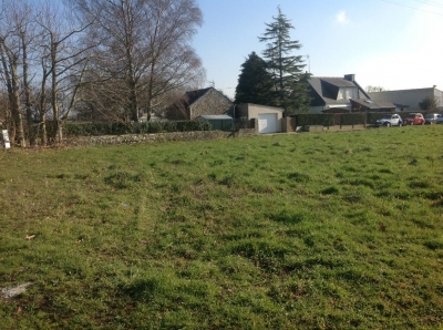 Terrain Caden 800 m2