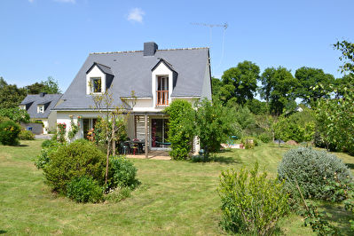 Contemporaine aux portes de Malestroit