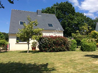 Contemporaine Rochefort En Terre