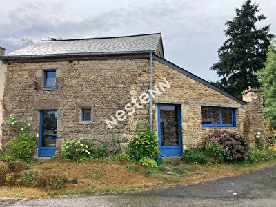 Maison en pierre NON MITOYENNE