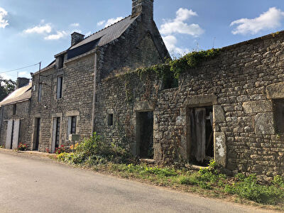 Superbe longere typiquement Bretonne a decouvrir dans votre agence Nestenn immobilier de Questembert.