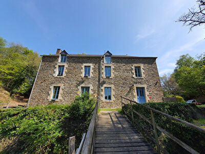 SUPERBE MOULIN ROCHEFORT EN TERRE