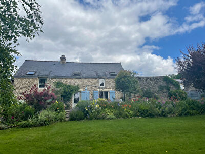 Maison en pierre Molac