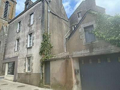 Immeuble centre de Questembert 125 m2 potentiel plus de 200 m2 !