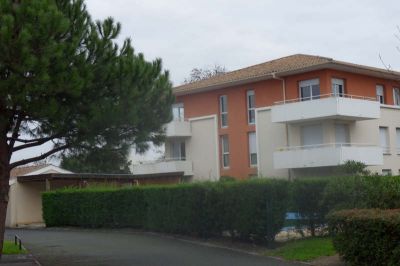 APPARTEMENT BEGLES - 2 pieces - 41,74 m2