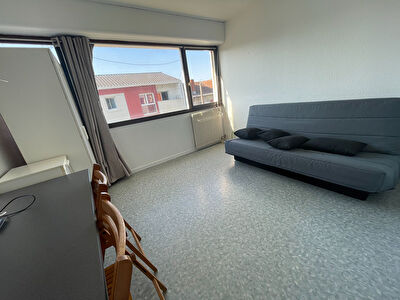 A louer Studio meuble a Talence Parking - TRAM B BETHANIE