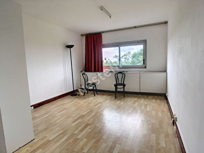 Appartement Gradignan 1 piece 21.53 m2 +PARKING