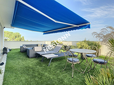 Appartement Pessac 4 pieces en dernier etage, avec terrasse de 140 m2
