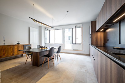 Appartement Bordeaux 4 pieces 127.40 m2
