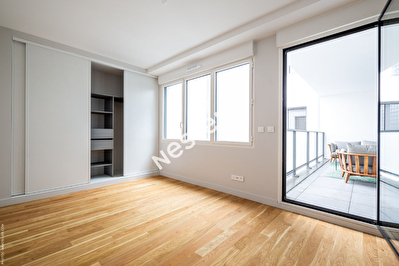 Vente d'un appartement t4 (143 m2) a BORDEAUX centre