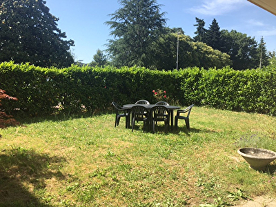 GRADIGNAN- 2 pp en rez-de-jardin de 43m2