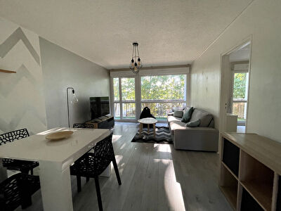 Location d'une chambre dans appartement en colocation