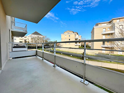FORUM Appartement Talence 2 pieces 48.18 m2 parking et balcon