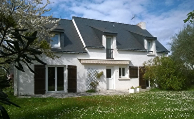 Arzon, Secteur golfe ,Maison de 145 m2 en parfait etat