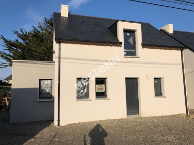 Maison Neuve bourg et Golfe a pieds...