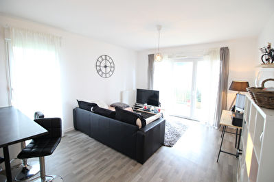 Appartement recent 2 pieces 45.45 m2 avec terrasse a Saint Nazaire.