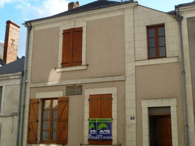 Maison ANCIENNE A VENDRE EST ANGERS 49000 A RENOVER