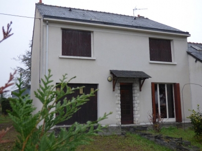 Maison Soucelles A VENDRE 6 pieces 107 m2