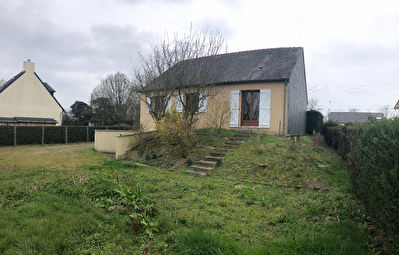 A vendre 20min sud Angers. Rochefort sur Loire. Gros potentiel.