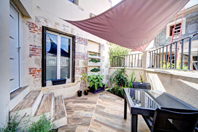 Appartement 2 pieces 37 m2 Centre bourg d'Olivet - Contemporain