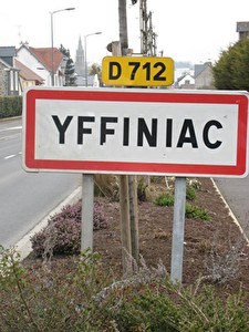 Terrain 600 m2 YFFINIAC