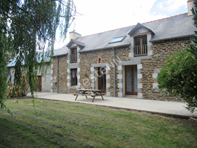 Maison en pierre de campagne