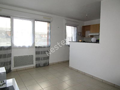 Bel Appartement T2 PLEDRAN bourg residence securisee