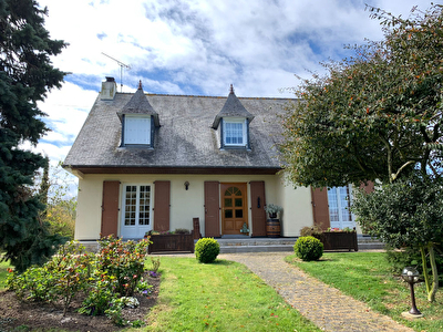 Maison Saint Alban avec plus de 5000 m2 de terrain