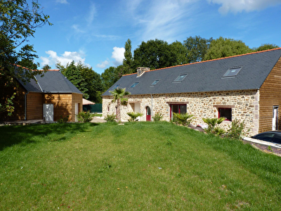Longere avec deux habitations et dependance - SAINT ALBAN