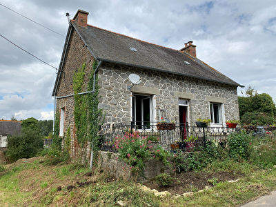 Maison de campagne en pierres