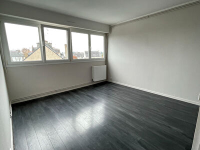 Appartement T2 proche gare - garage