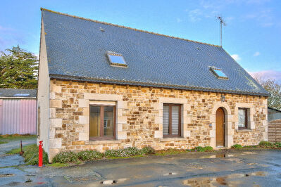Maison plein pied, bourg de Plestan