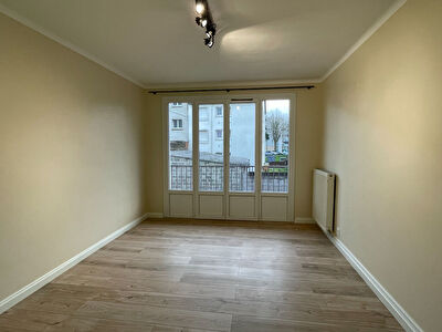 Appartement T3 - quartier IUT FAC proche cesson
