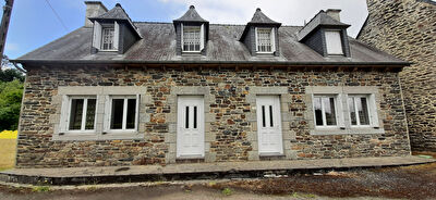 Maison Lanfains 4 chambres, 3400 m2 de jardin