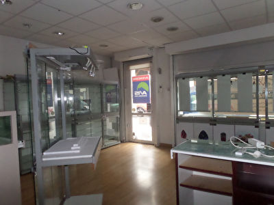 Local commercial Ploermel 3 pieces 45 m2