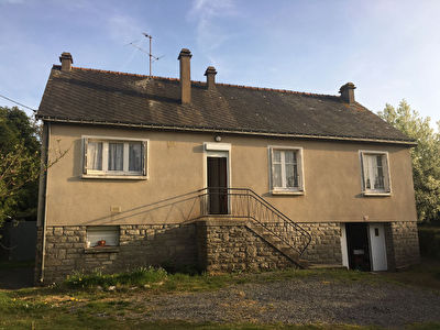 Maison de 5 pieces a Guegon (56120)