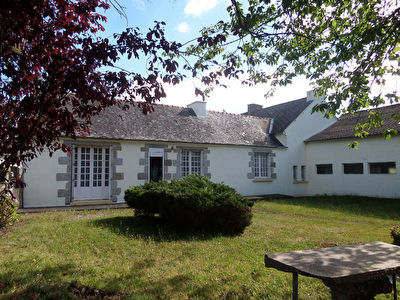Maison de 5 pieces a Guilliers (56490)