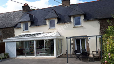 Maison de 5 pieces a Taupont (56800)