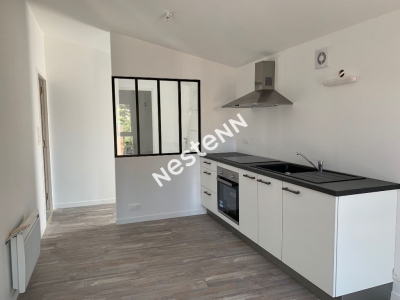 A LOUER - Appartement de 2 pieces + box a Ploermel (56800)