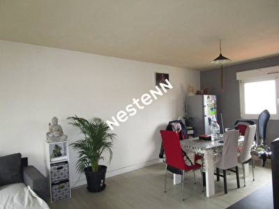 Appartement de 4 pieces a Ploermel (56800)