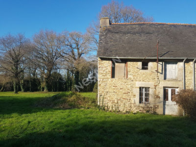 Maison a renover a Hellean (56120)