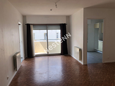 A LOUER - Appartement de 3 pieces a Ploermel (56800)