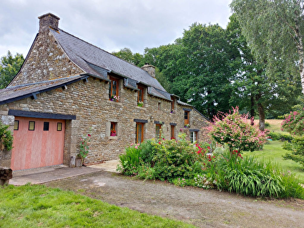 Jolie Maison de 5 pieces a Meneac (56490)