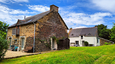 Ensemble de 2 Maisons a Loyat (56800)