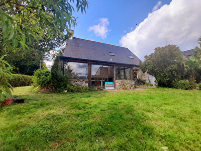 Maison 5 pieces - 145m2 - 700 metres du bourg de Plouha